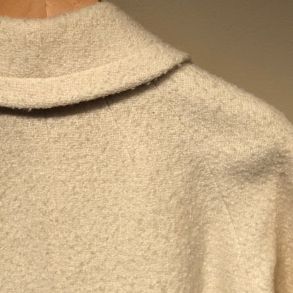50s/60s Vintage Vanilla Boucle Wool Coat - Picture 6 of 8